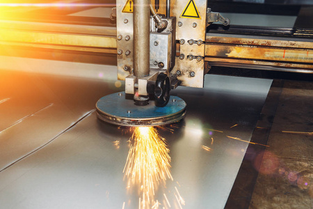 探秘工業之美 金屬切割與焊接設備的制造藝術